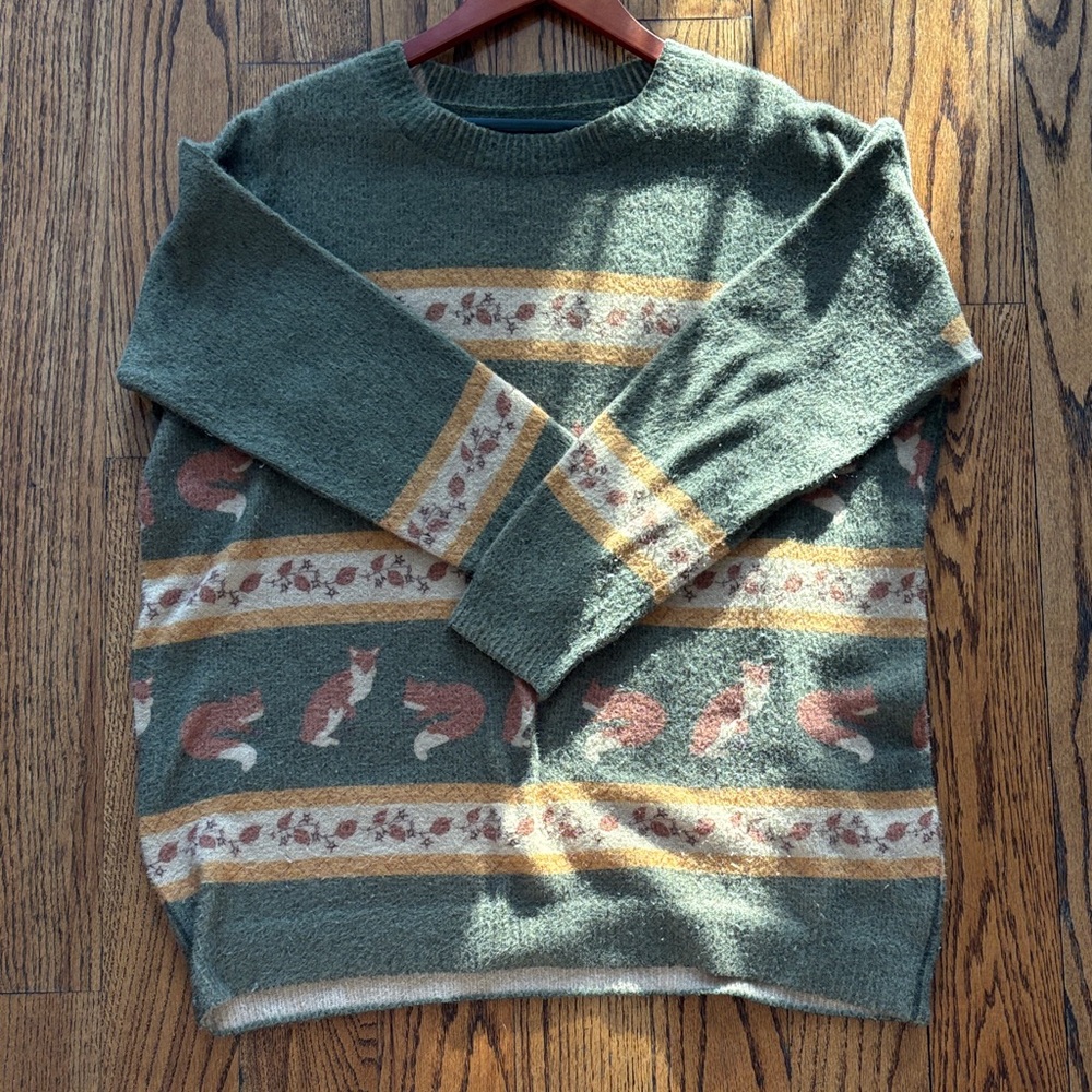 Green Fox Pattern Sweater